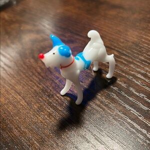 Miniature Art Glass Scotty Dog 2” Tall 1 1/2” Long White And Aqua